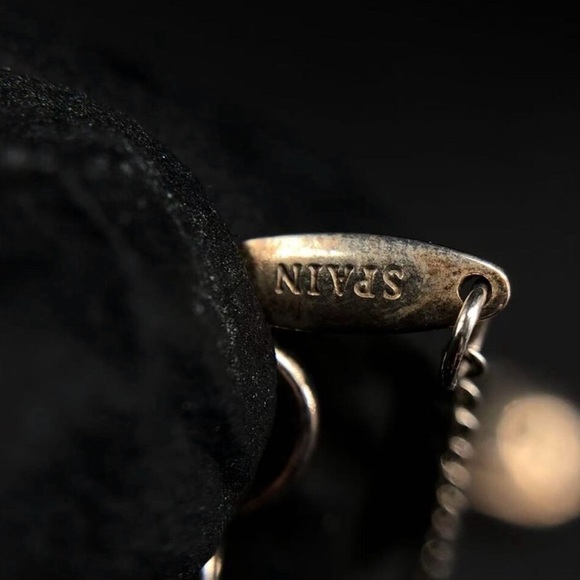 Tiffany & Co. Elsa Peretti Sterling Silver Bean Pendant Necklace 16” - Picture 11 of 11